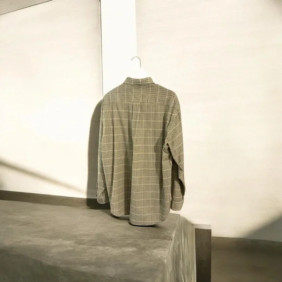 Tommy Hilfiger Gray Checkered Button Down Shirt - Picture 3 of 3